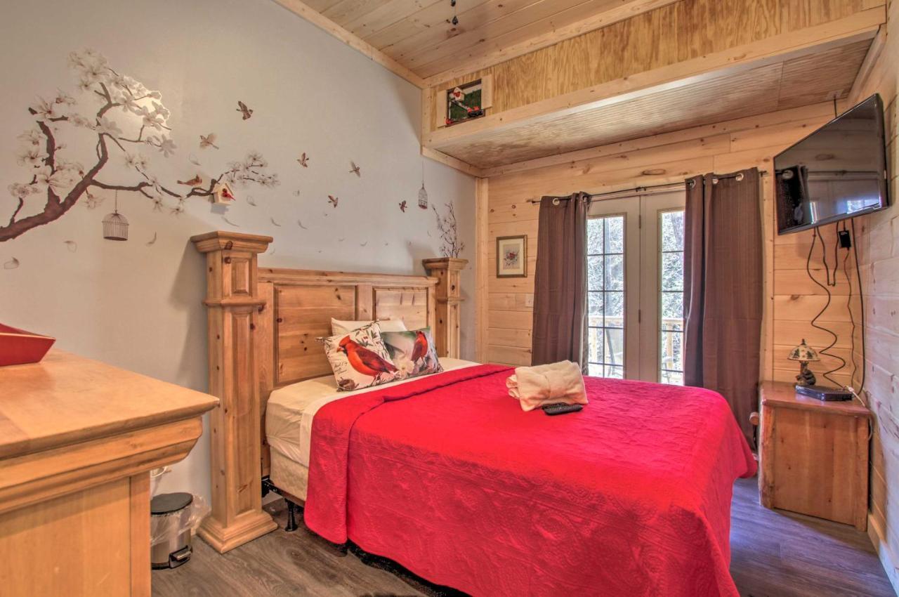 The Phoenix Cabin With Hot Tub In Gatlinburg! Exterior photo